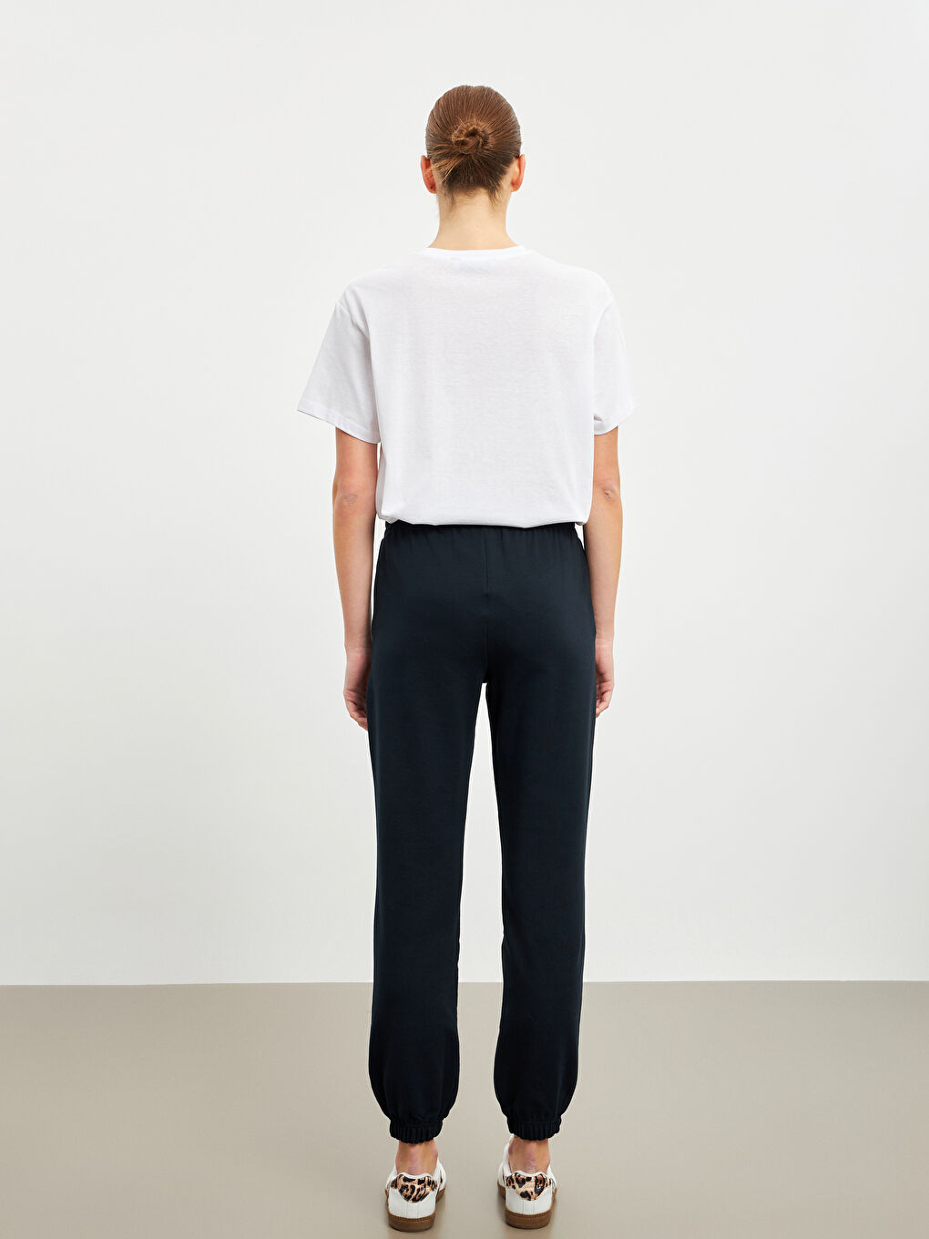 Elasticated Waist Women's Jogger Sweatpants-2