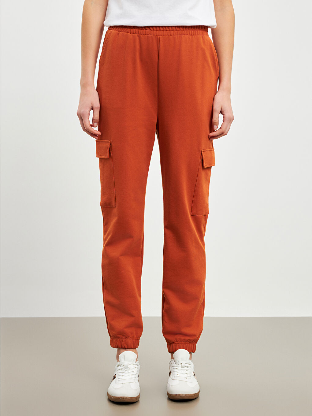 بنطلون رياضي سميك بخصر مطاطي للسيدات-1