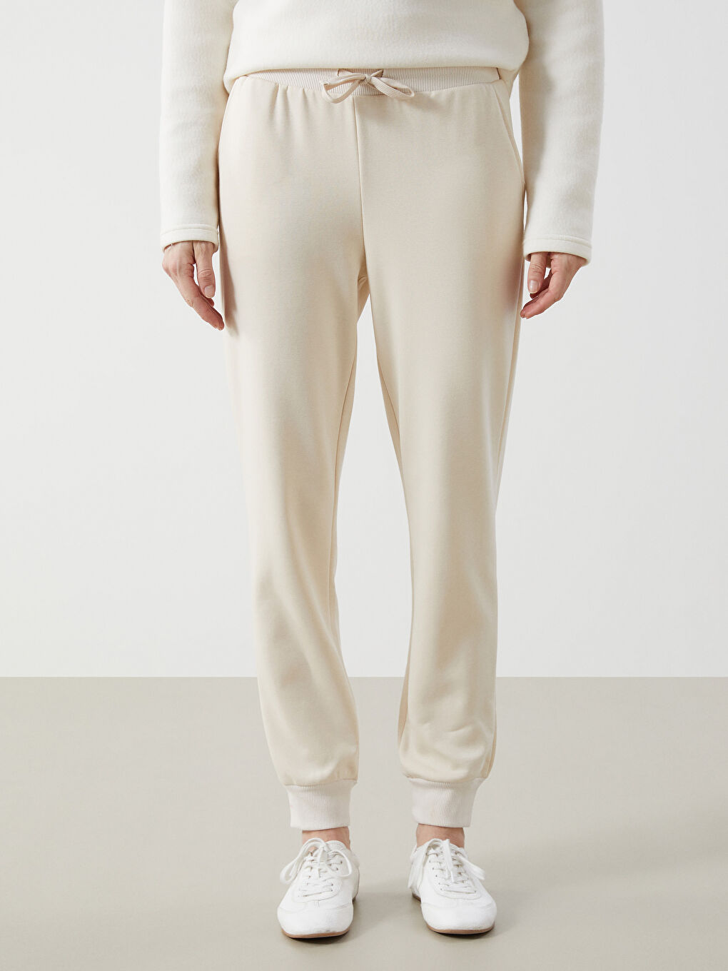 Elasticated Waist Women's Thick Jogger Sweatpants-1