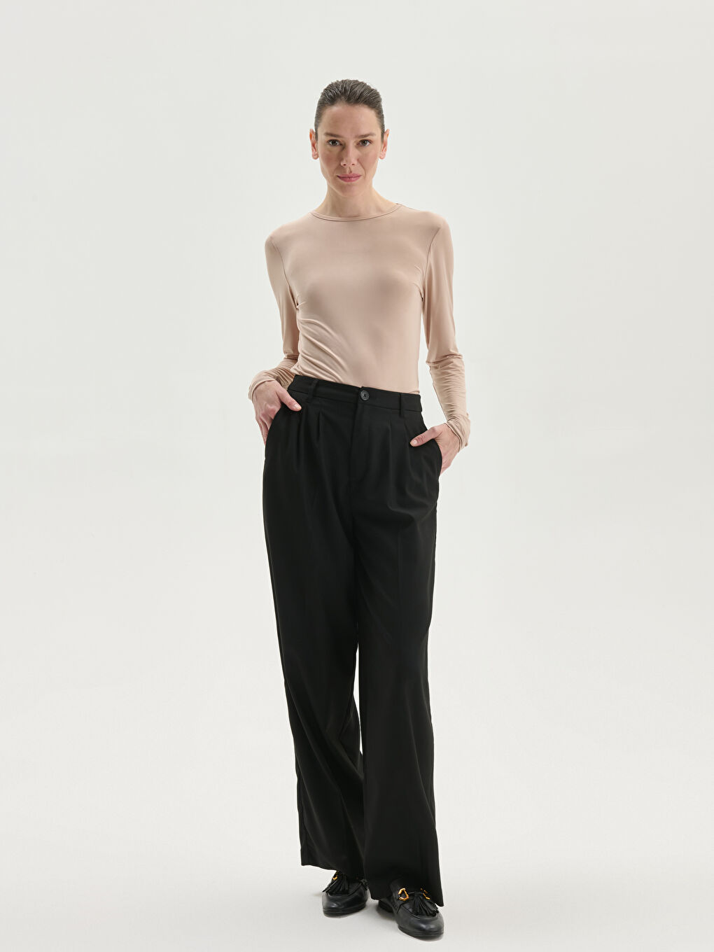 Blouse pour Femmes à Col Rond-1
