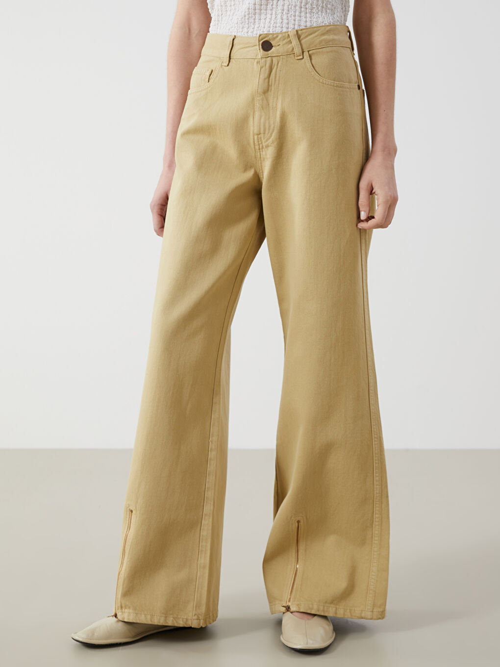 Regular Fit Wide Leg Women's Trousers-1