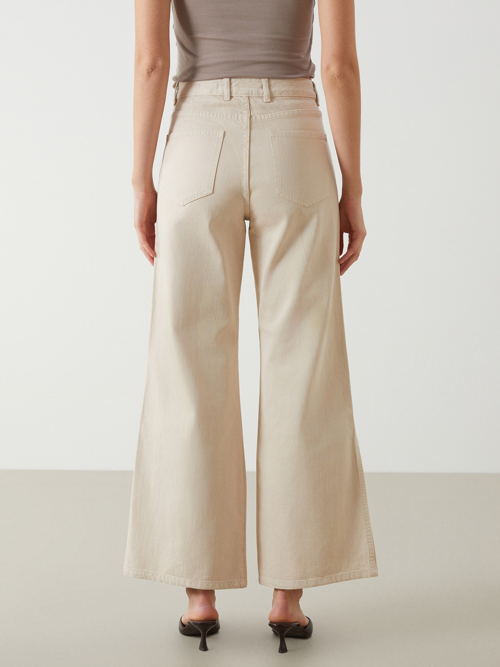 Regular Fit Wide Leg Women's Trousers-3