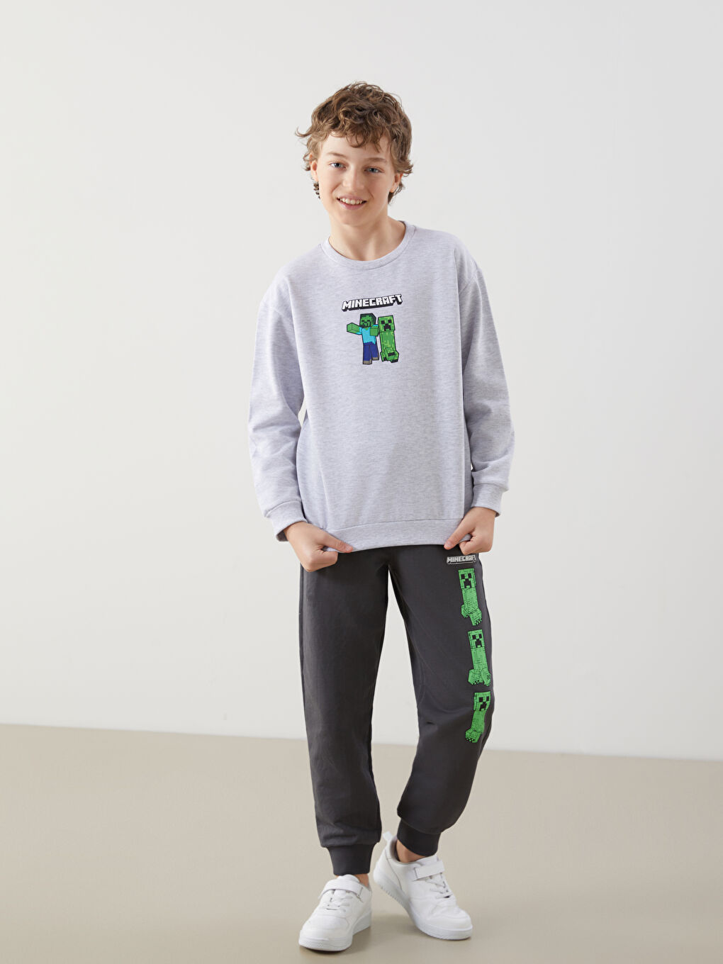 Gri Bisiklet Yaka Minecraft Baskılı Erkek Çocuk Kalın Sweatshirt-1
