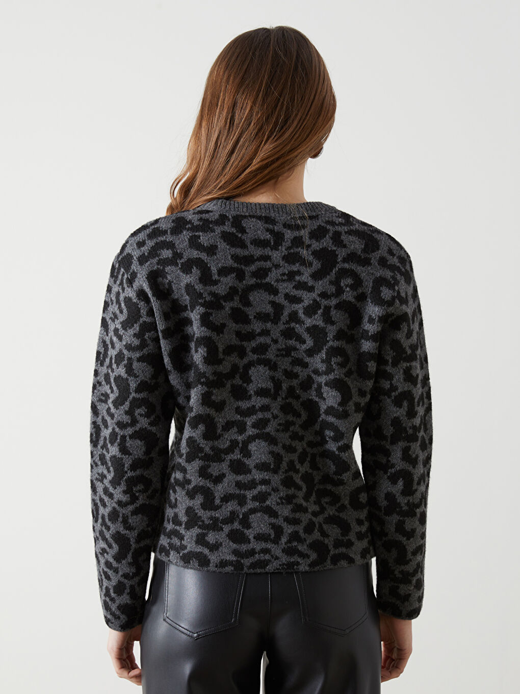 Crew Neck Leopard Print Women's Knitwear Sweater -W4LY93Z8-CWN