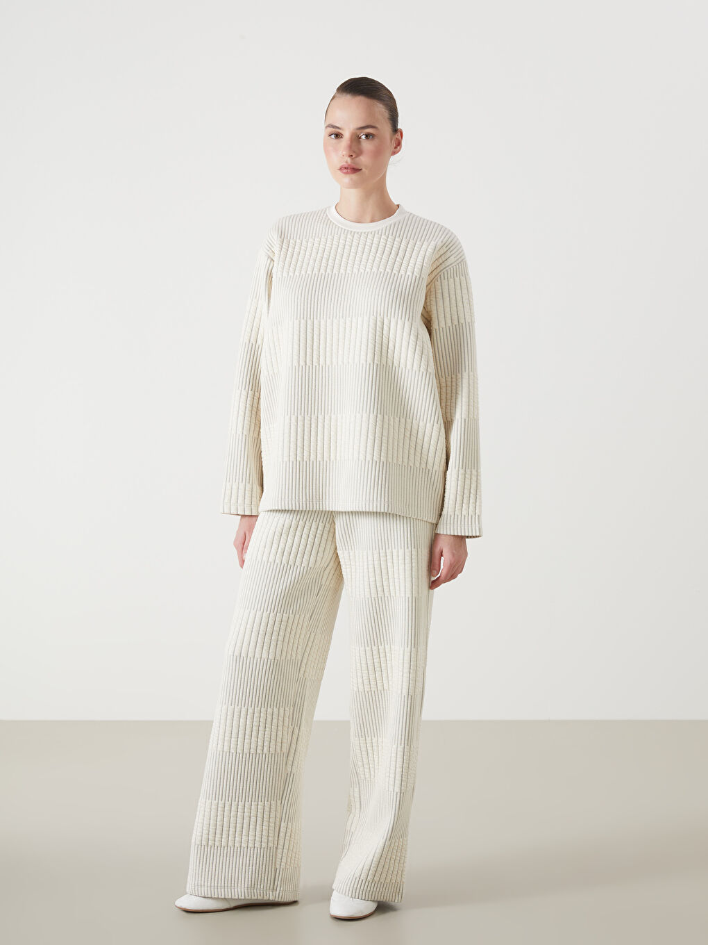 Ekru Beli Lastikli Çizgili Kadın Pantolon