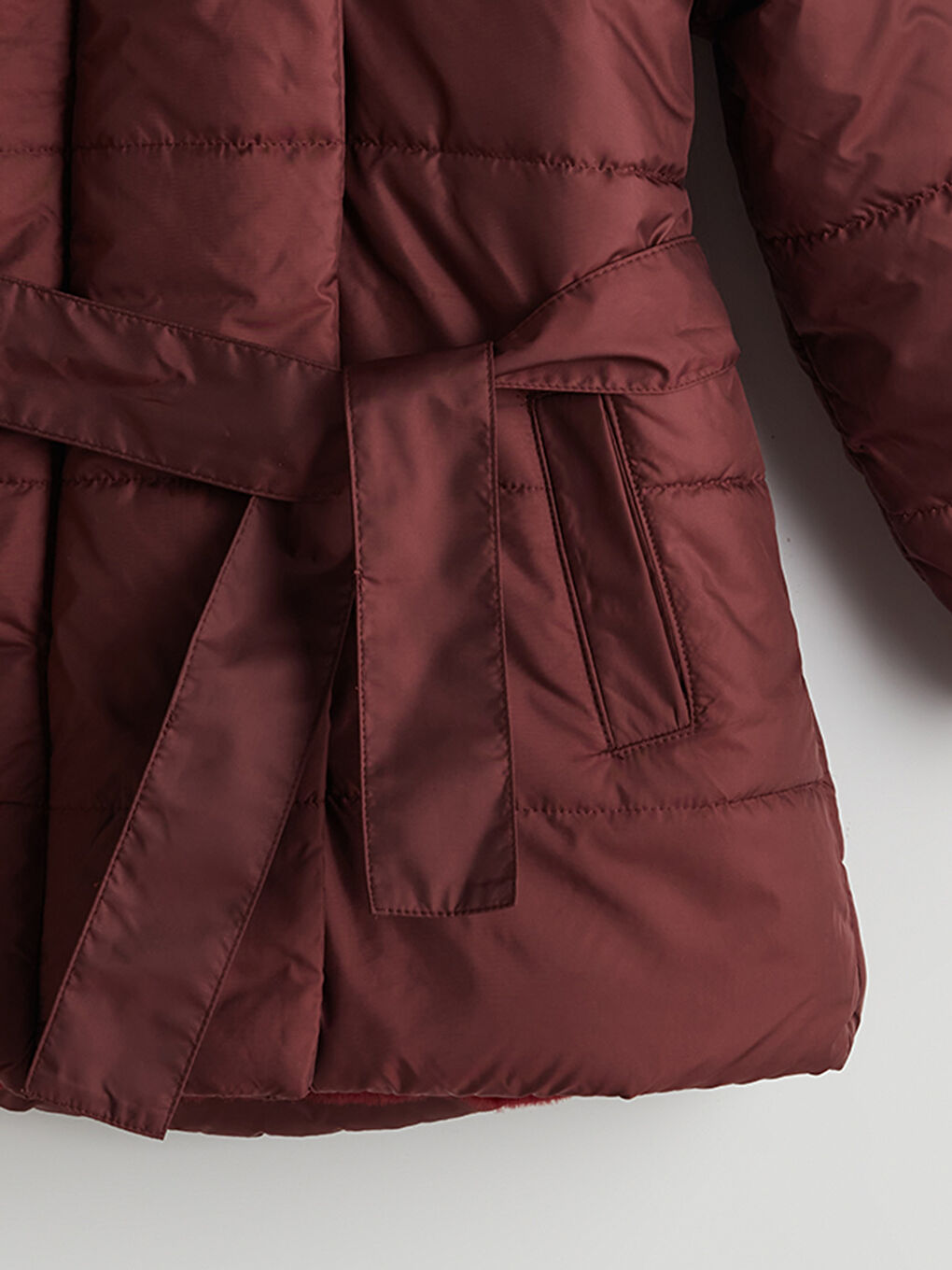 Bordo Kapüşonlu Kız Çocuk Şişme Mont-3