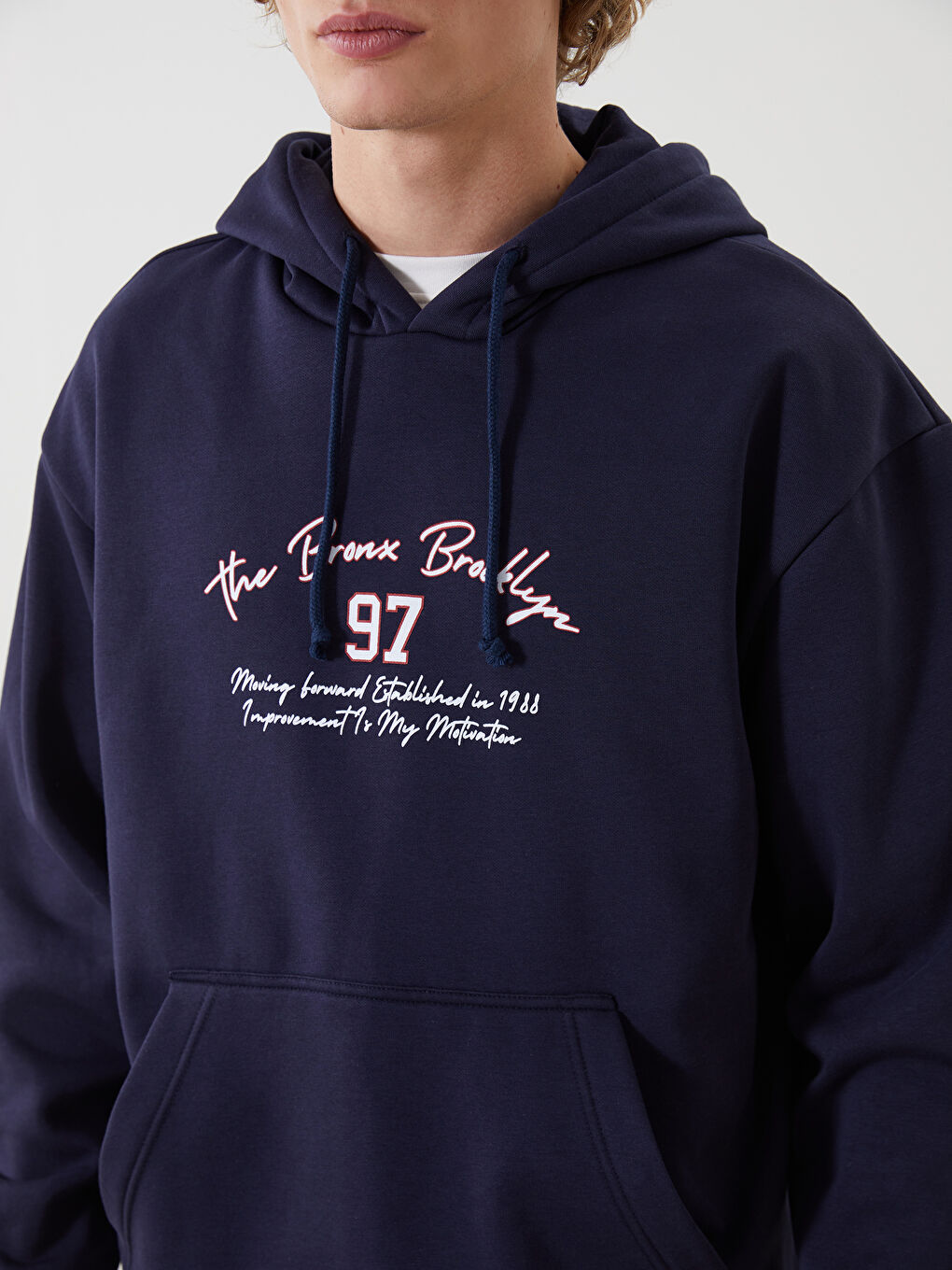 هودي مطبوع كم طويل للرجال-2