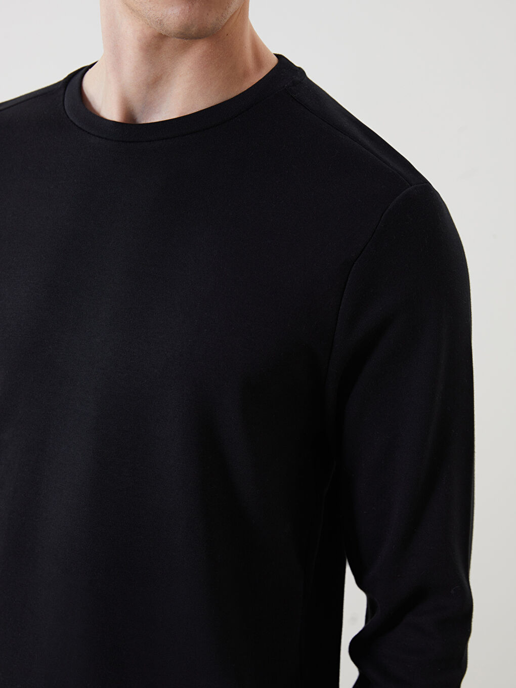 كنزة رياضية كم طويل برقبة دائرية للرجال-2