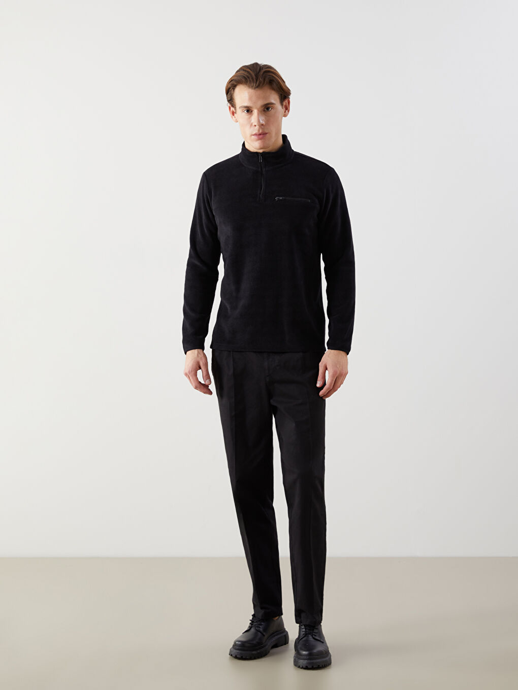 Siyah Dik Yaka Uzun Kollu Polar Erkek Sweatshirt-1