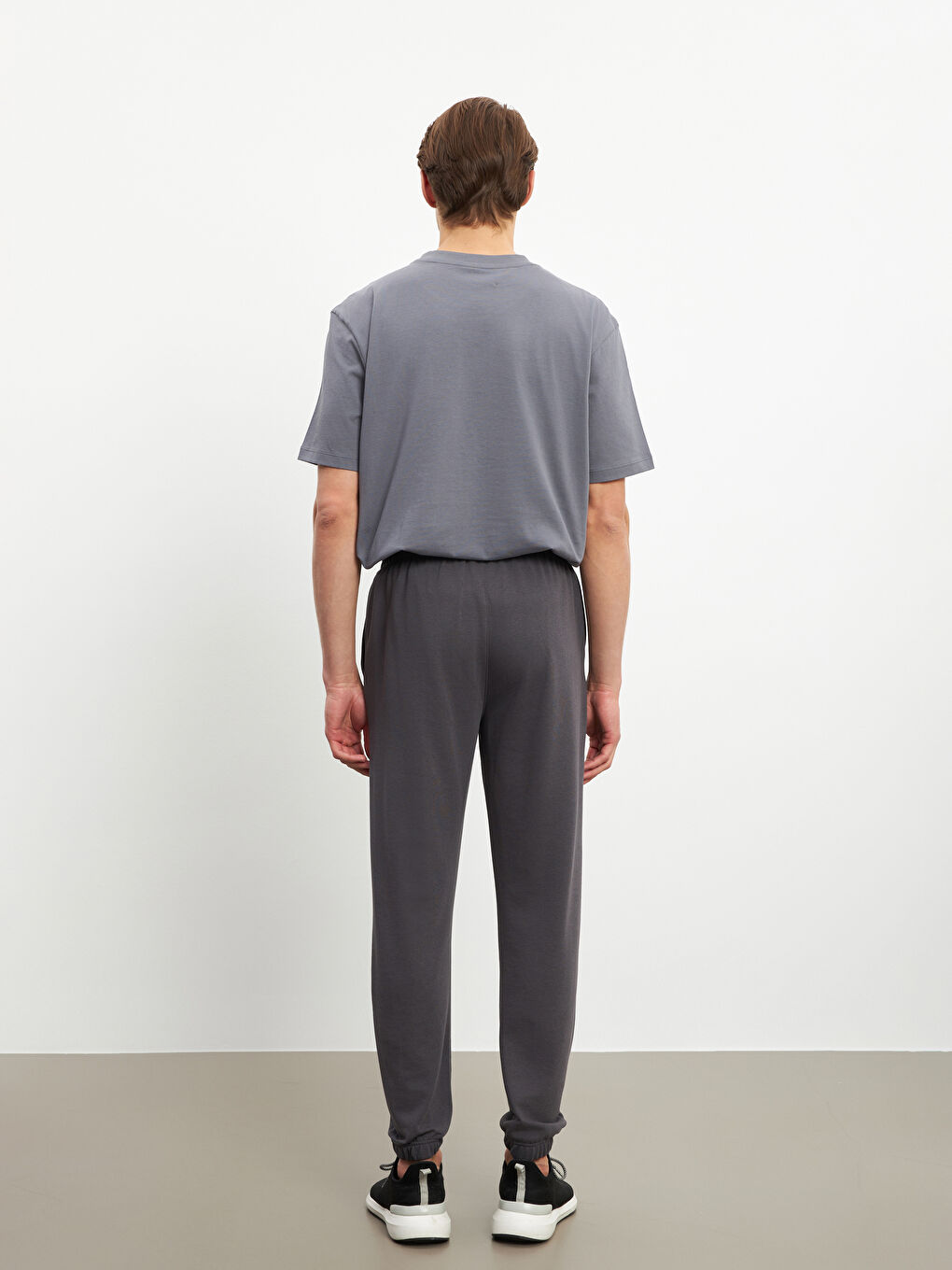 Standard Fit Men's Jogger Sweatpants-3