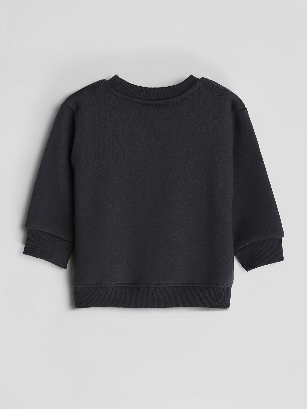 سويت شيرت كم طويل مطبوع بياقة دائرية للأولاد-1