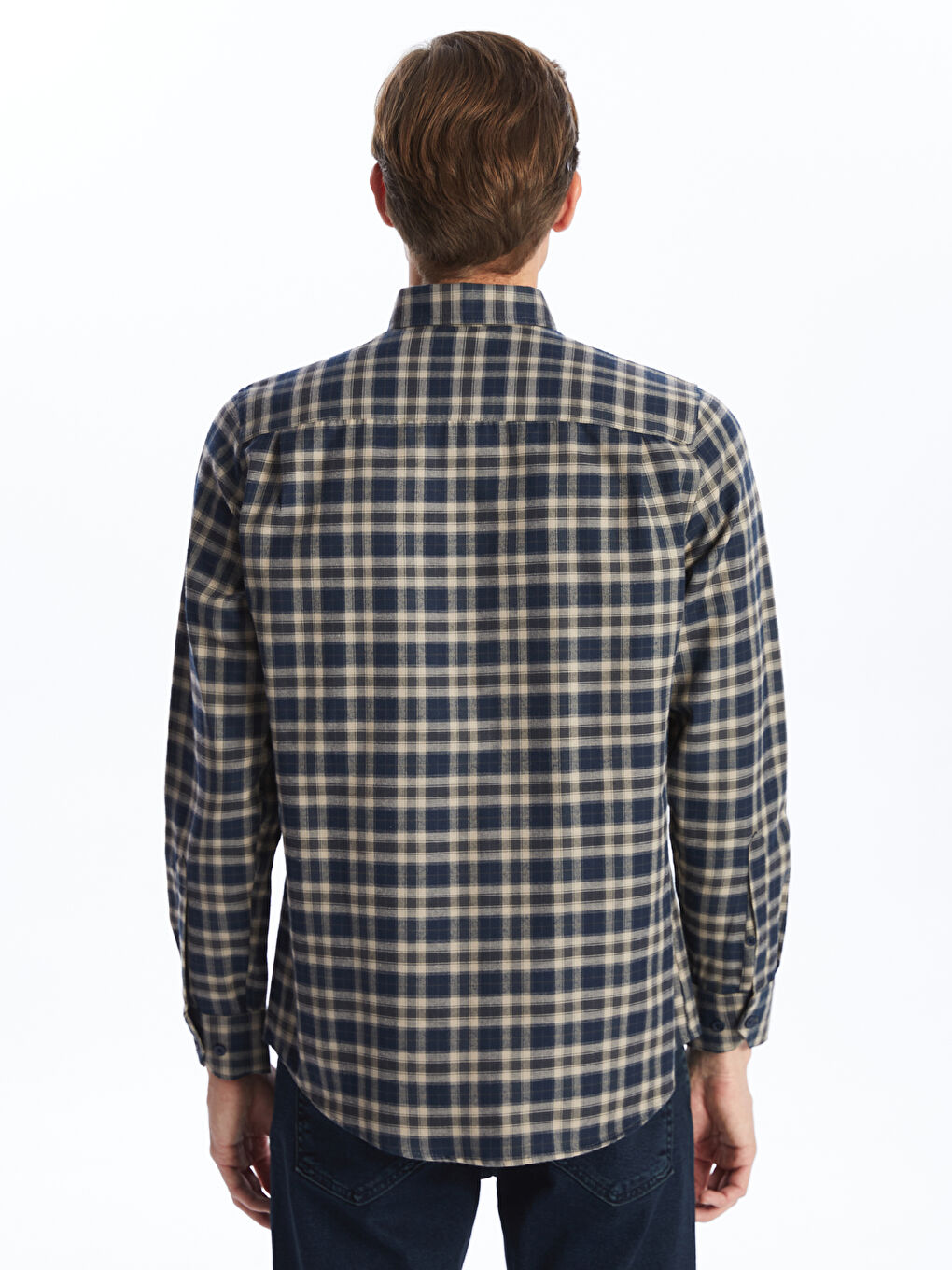 LCWAIKIKI Classic قميص رجال كم طويل كارو عادي غبردين -W59677Z8-LKQ
