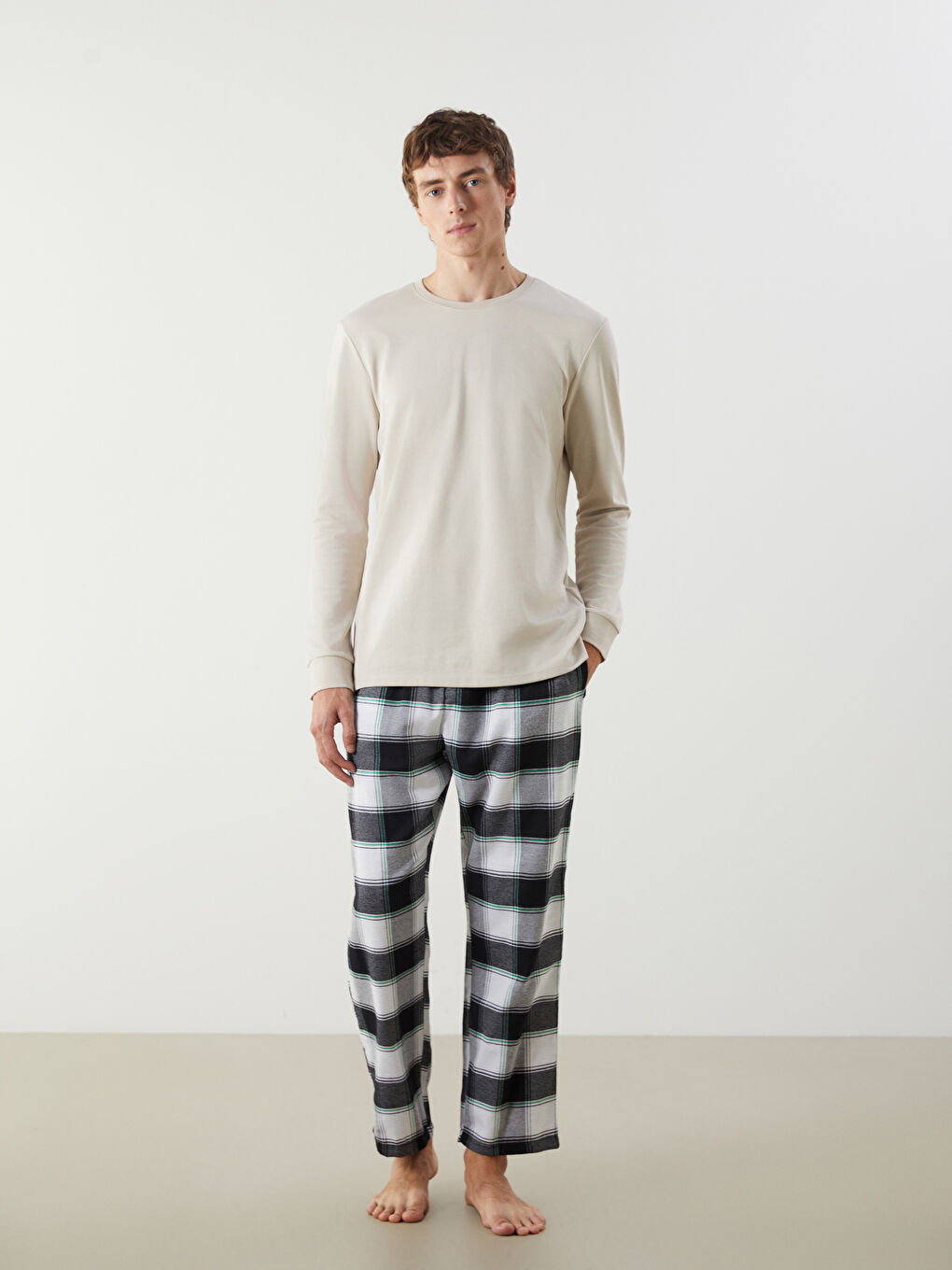 Siyah Standart Kalıp Ekose Erkek Pijama Alt