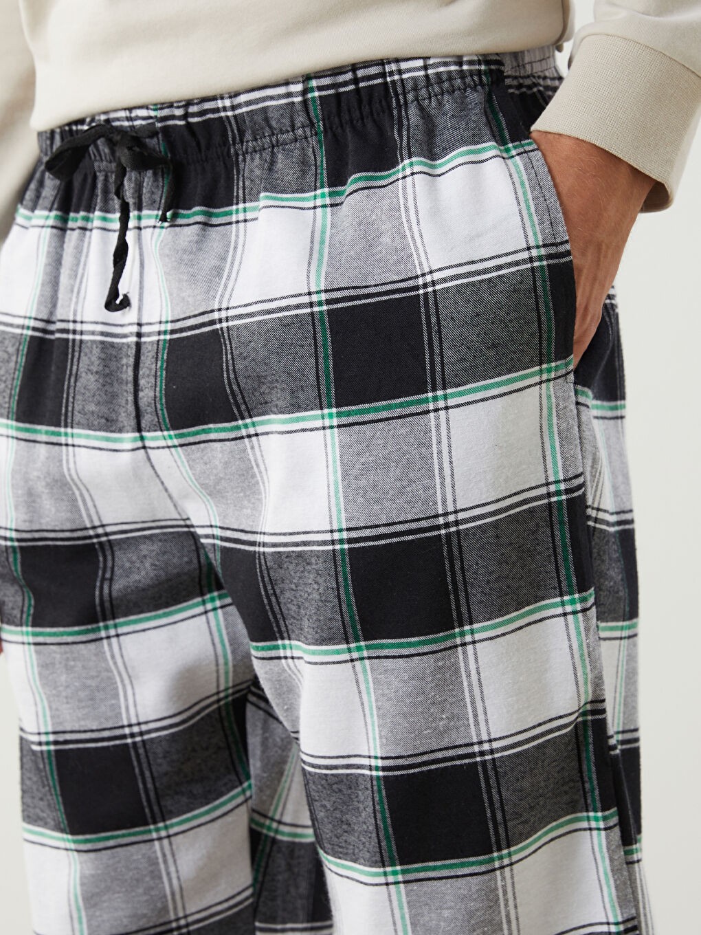 Siyah Standart Kalıp Ekose Erkek Pijama Alt-2