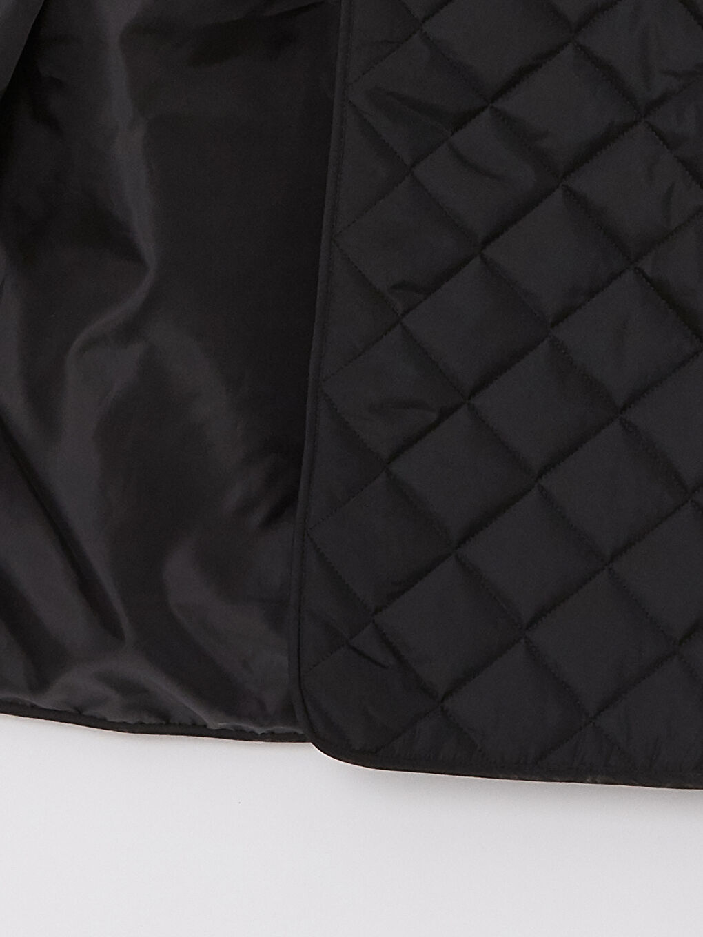 Siyah Ceket Yaka Kapitone Kadın Şişme Mont-15