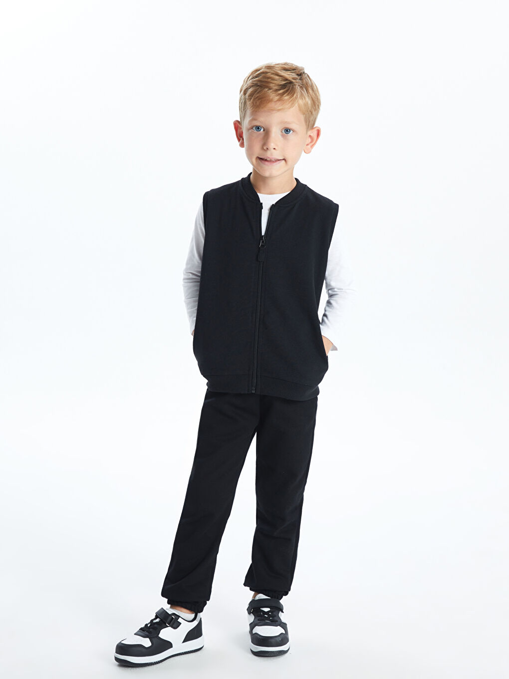 LCW Kids Elasticated Waist Basic Thick Boys' Jogger Sweatpants -W5AA95Z1-CVL