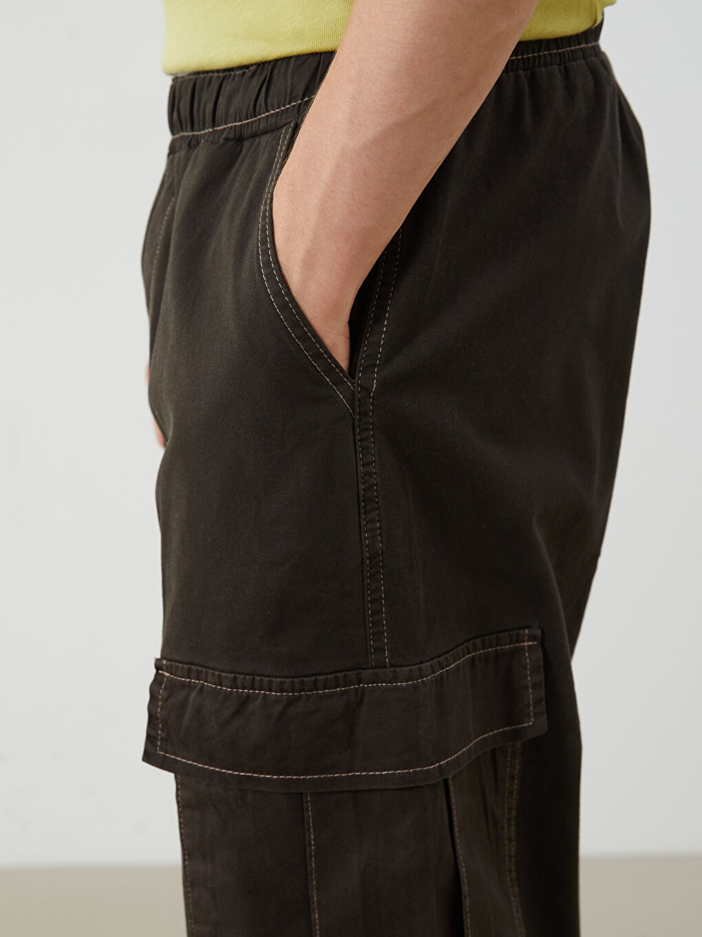 Kahverengi Rahat Kalıp Gabardin Erkek Pantolon-4