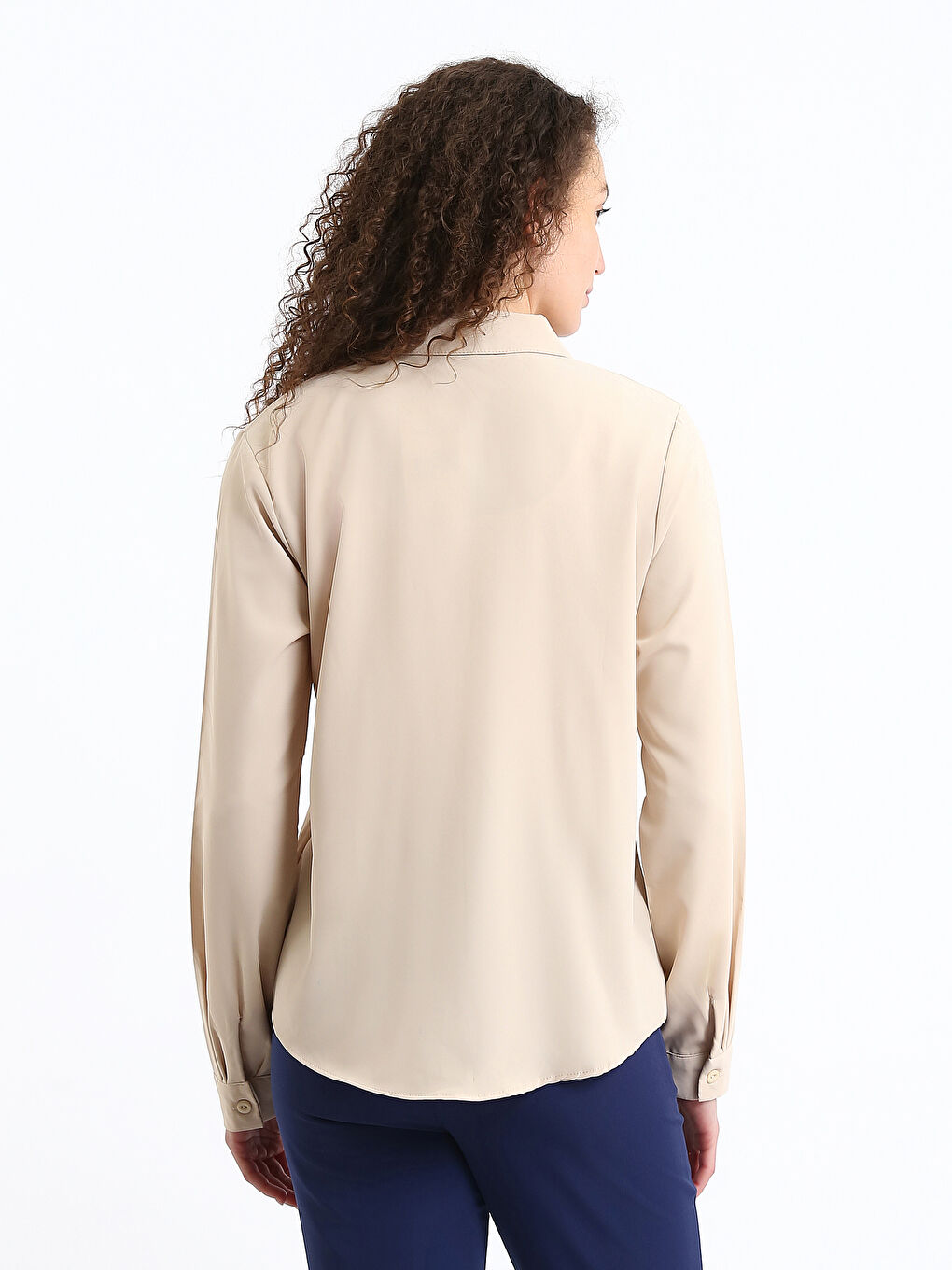Brooch Detailed Women's Shirt-4