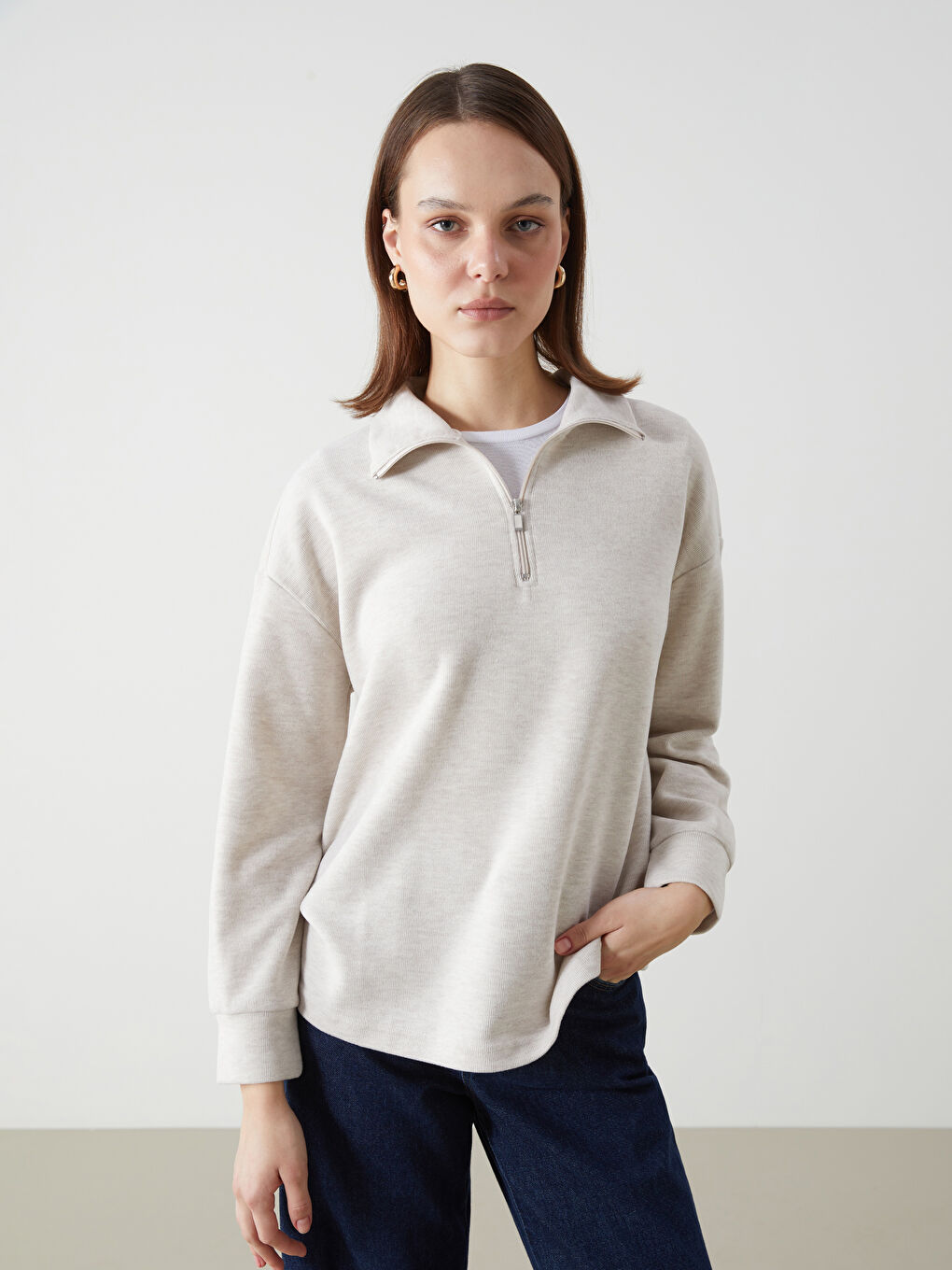 LCW Comfort Bej Dik Yaka Kadın Fermuarlı Sweatshirt