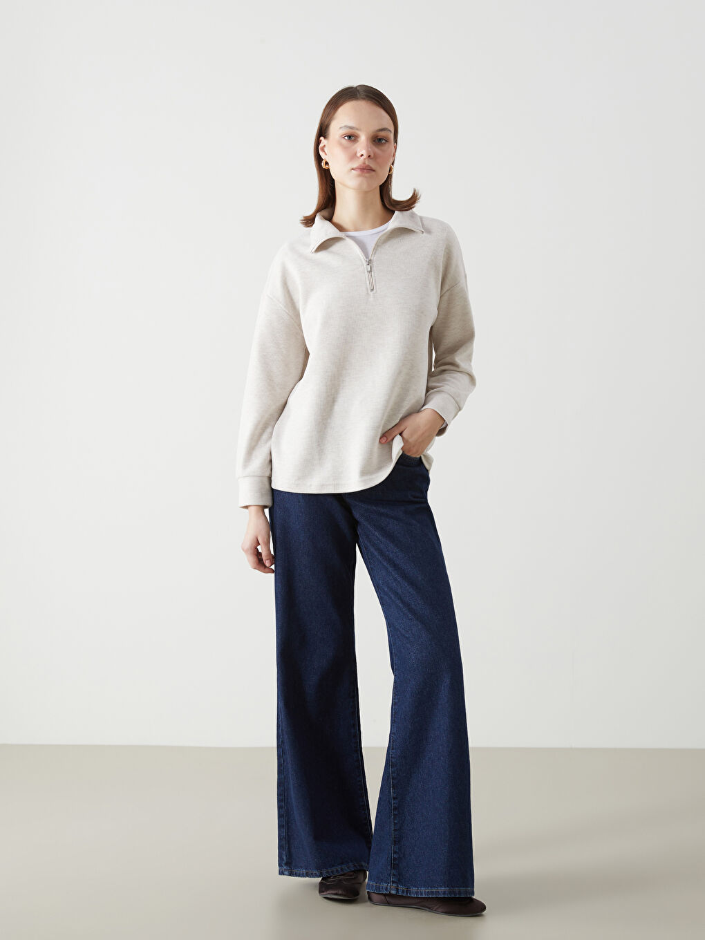 LCW Comfort Bej Dik Yaka Kadın Fermuarlı Sweatshirt - 1