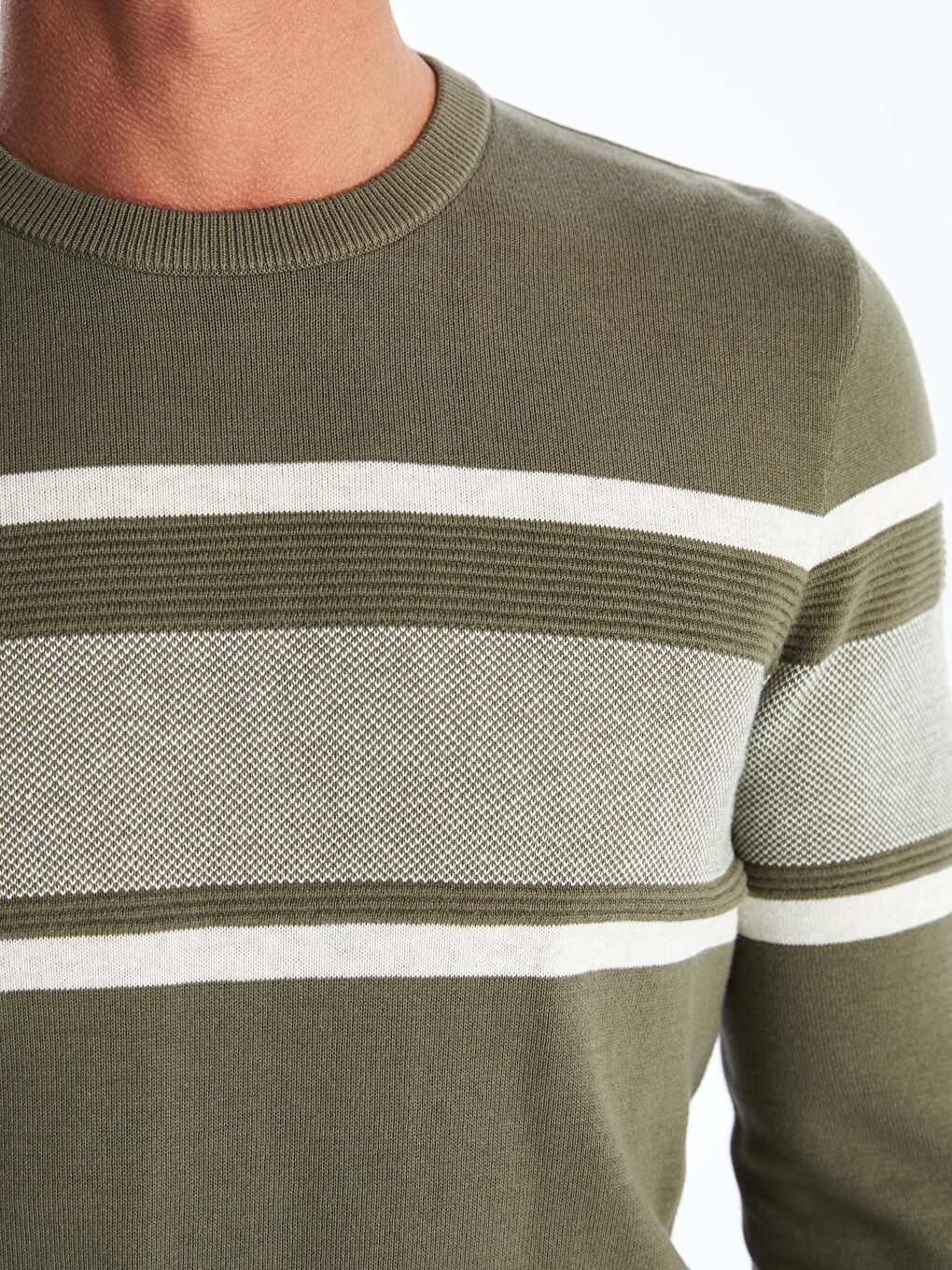 Crew Neck Long Sleeve Men's Tricot Sweater-3