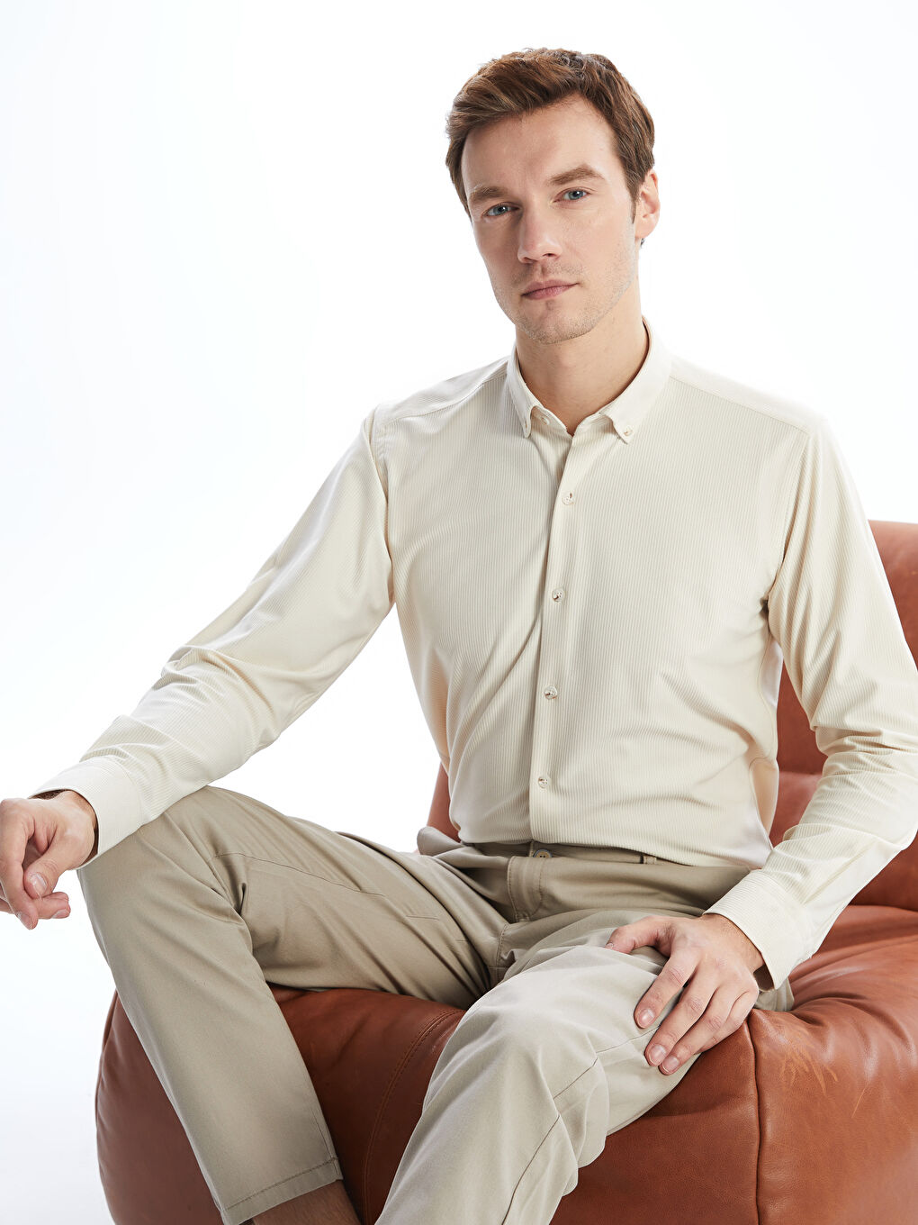 Beyaz Slim Fit Uzun Kollu Kadife Erkek Gömlek