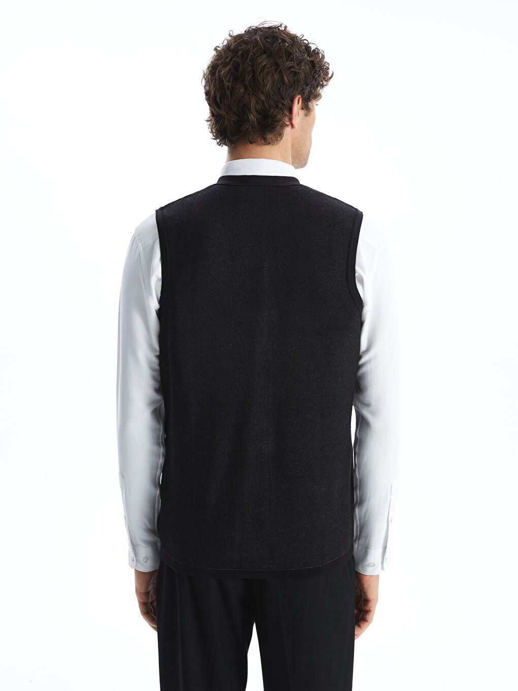 Siyah Standart Kalıp V Yaka Erkek Triko Yelek-3