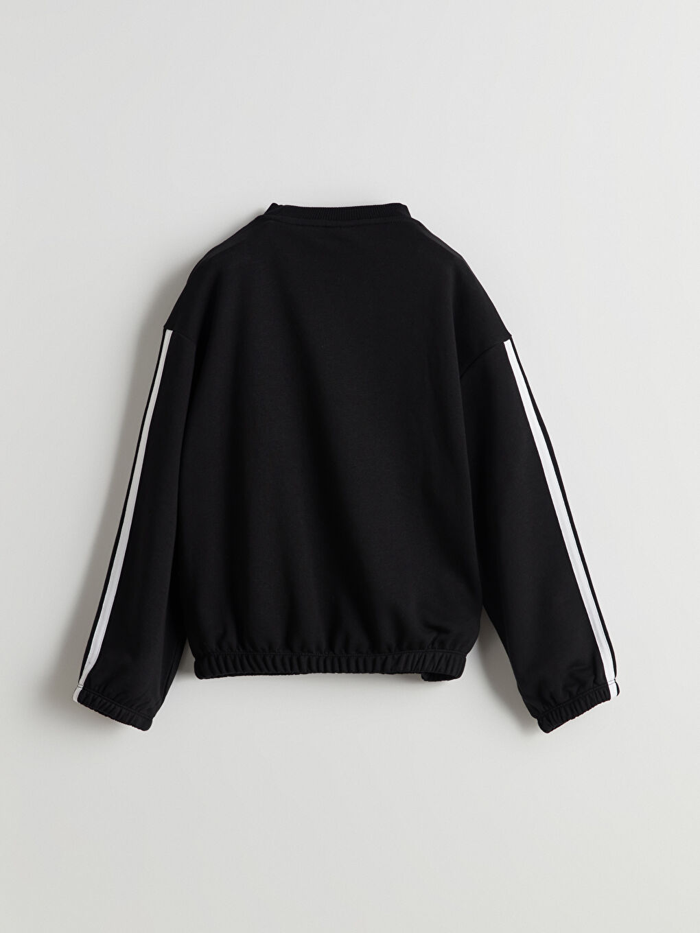 Siyah Bisiklet Yaka Kız Çocuk Sweatshirt-1