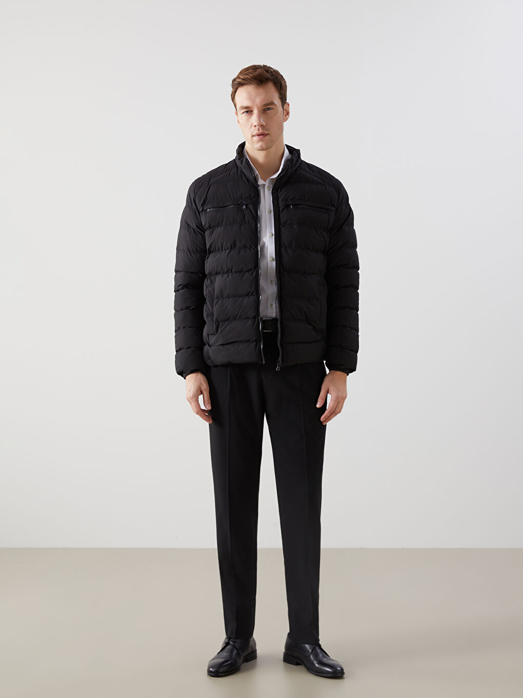 Siyah Standart Kalıp Dik Yaka Erkek Şişme Mont-1