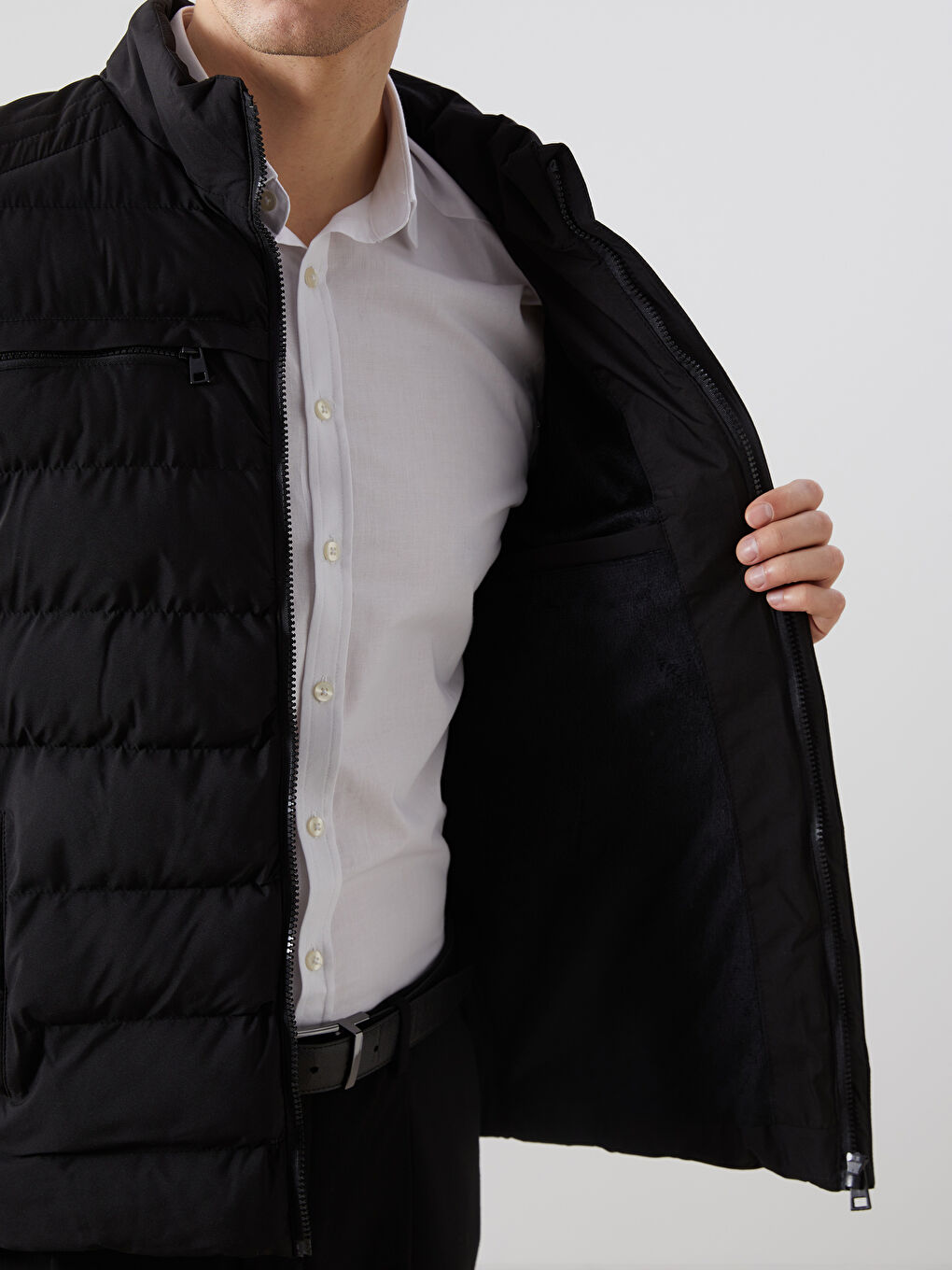 Siyah Standart Kalıp Dik Yaka Erkek Şişme Mont-3