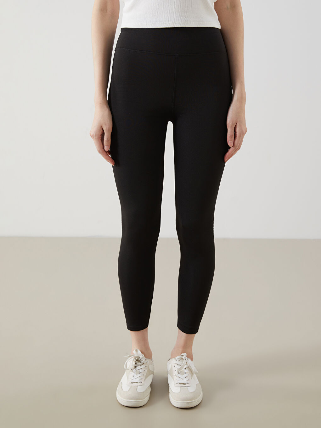 Siyah Beli Lastikli Kadın Tayt-1