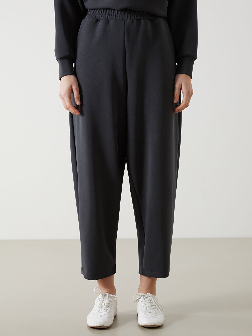 Antrasit Beli Lastikli Kadın Eşofman Altı-1