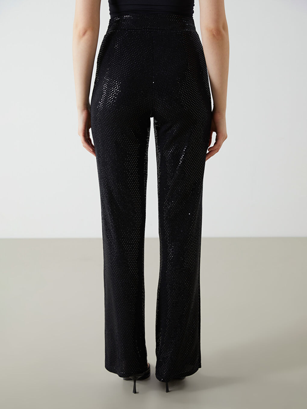 LCWAIKIKI Classic Zippered Waist Rhinestone Women's Trousers -W4M730Z8-CVL
