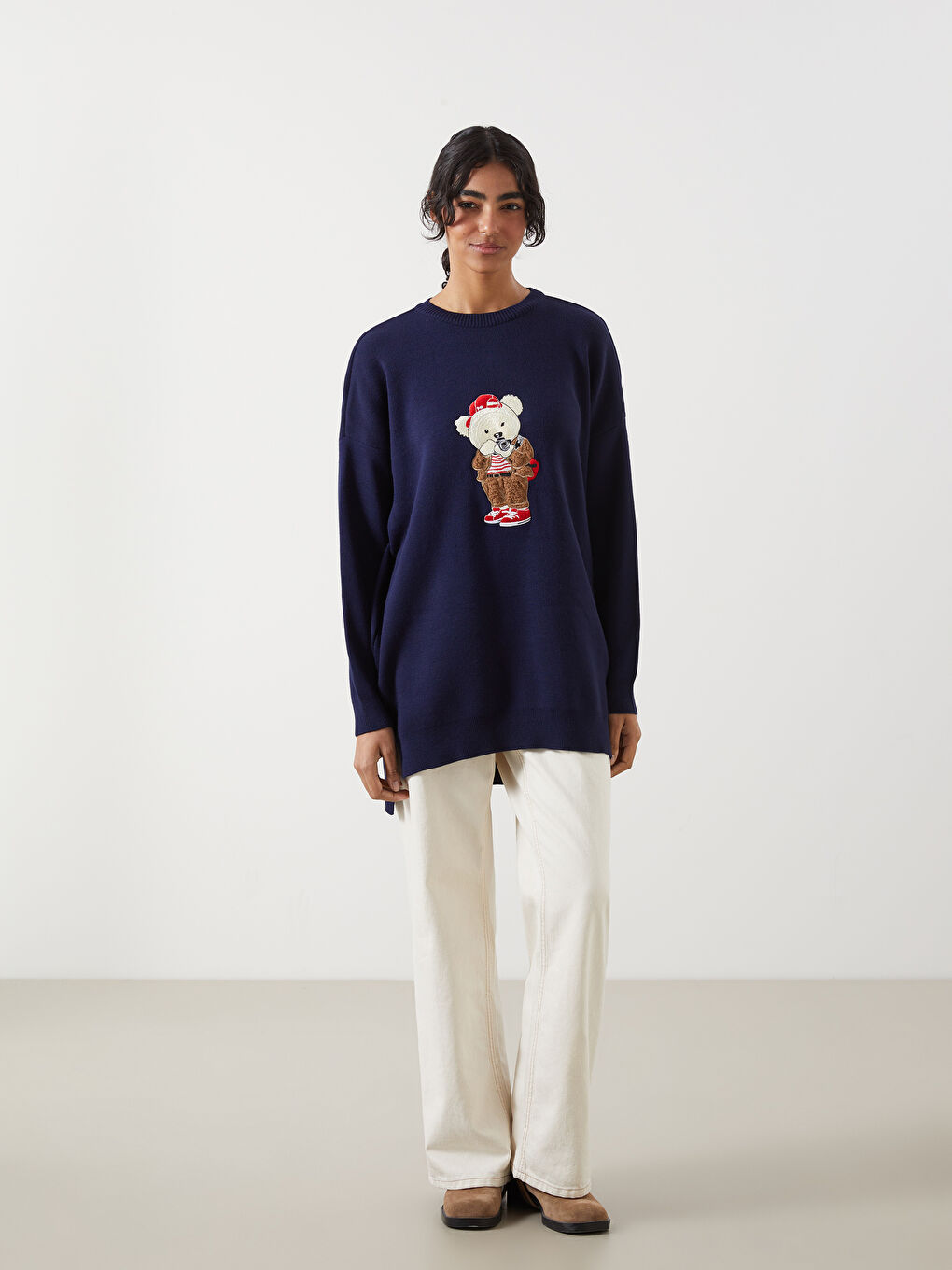 Lacivert Ayı Teddy Nakışlı Oversize Kadın Triko Tunik-1