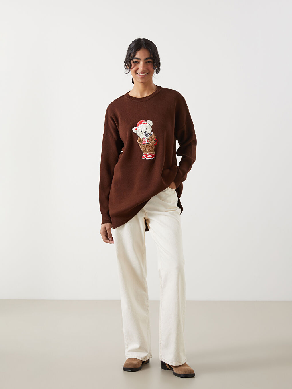 Kahverengi Ayı Teddy Nakışlı Oversize Kadın Triko Tunik-1