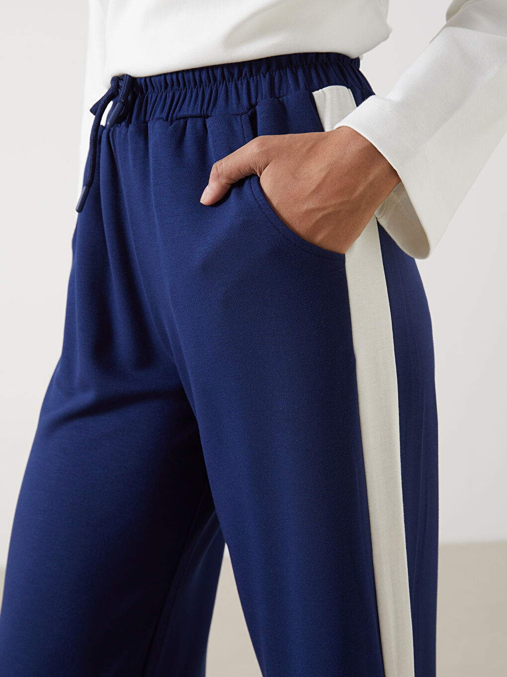 Lacivert Beli Lastikli Kadın Eşofman Altı-2