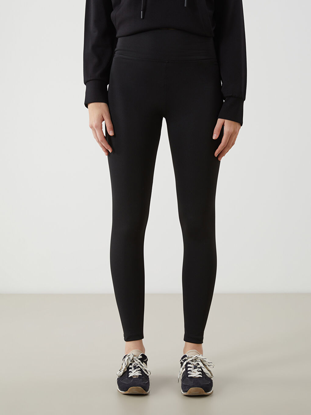 Siyah Beli Lastikli Kadın Spor Tayt-1