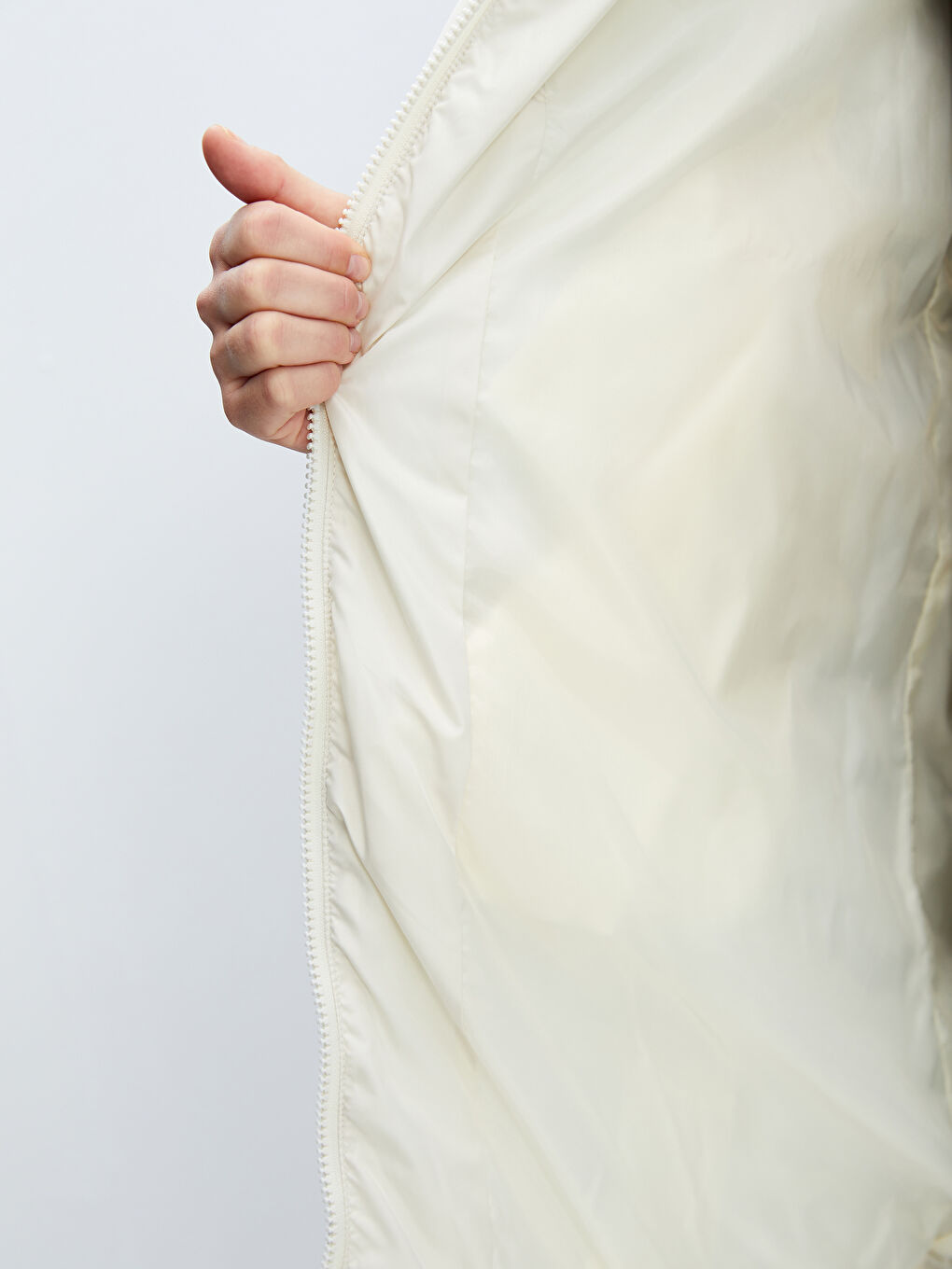 Women's Hooded Plain Puffer Coat-7