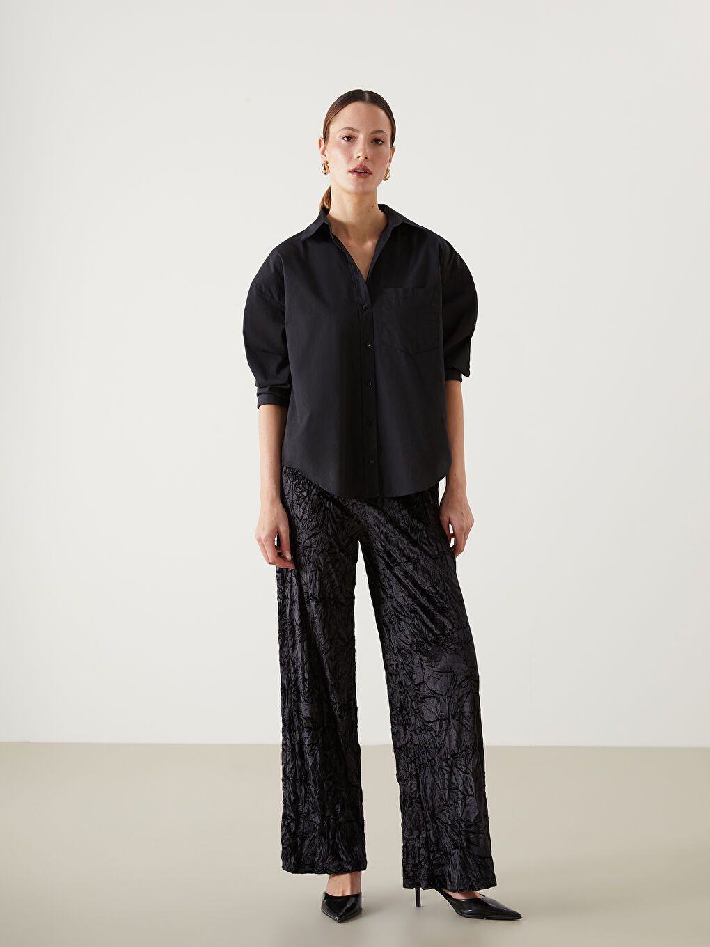 Siyah Beli Lastikli Kadife Kadın Pantolon-4