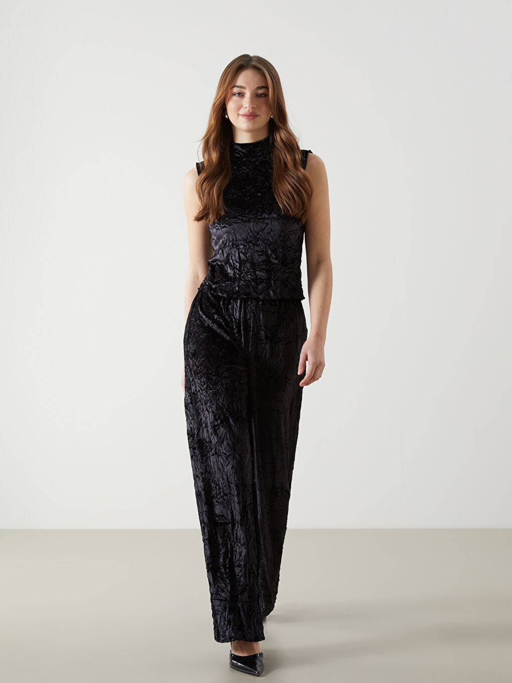 Siyah Beli Lastikli Kadife Kadın Pantolon