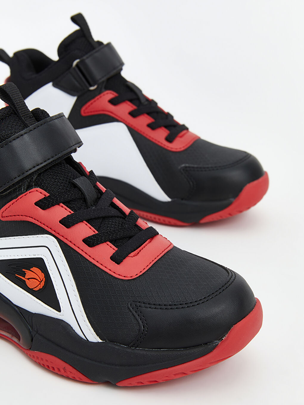 Siyah Bağcık ve Cırt Cırtlı Bilek Boy Erkek Çocuk Spor Ayakkabı-2