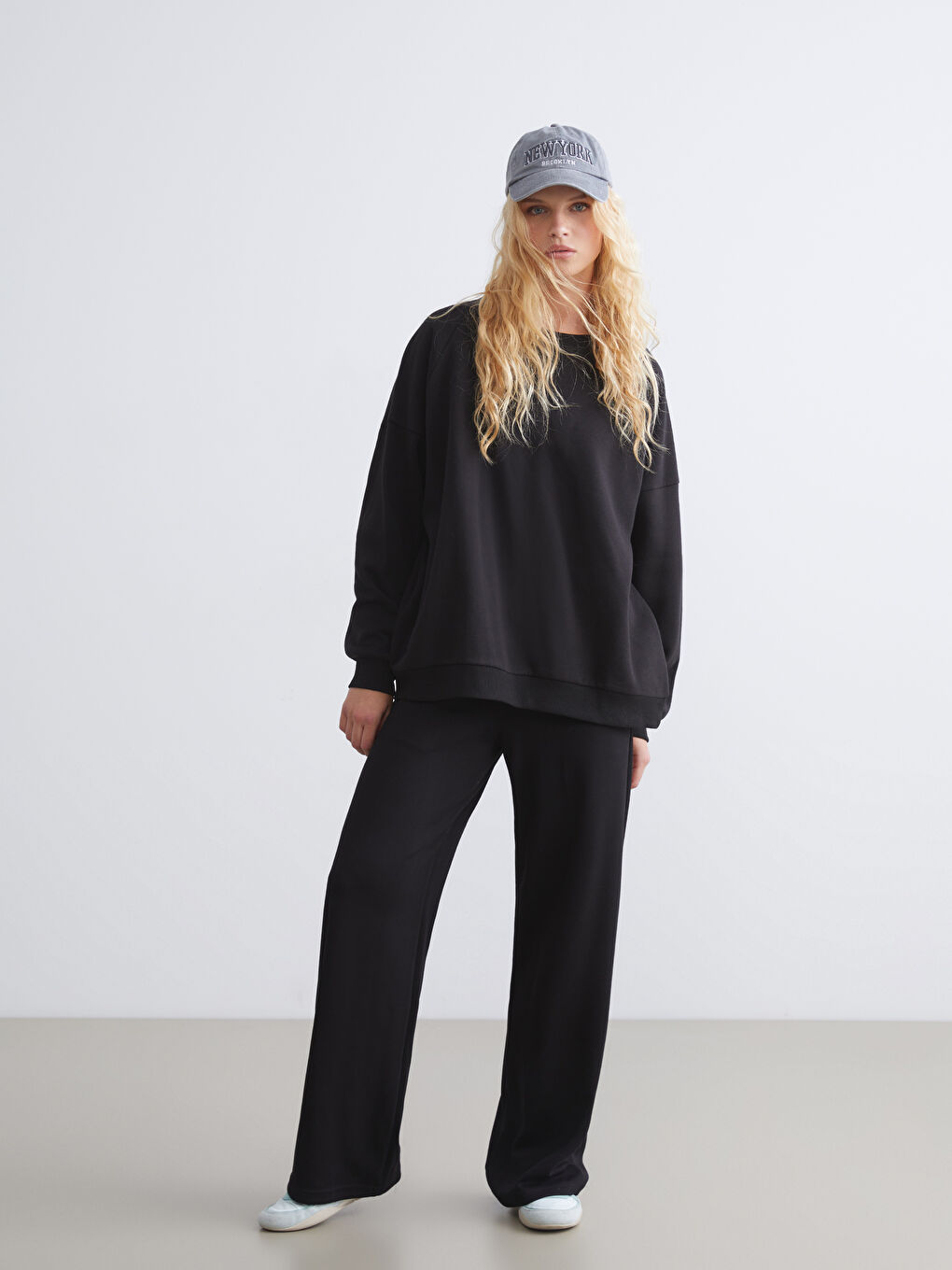 Women's Elastic Waist Sports Sweatpants