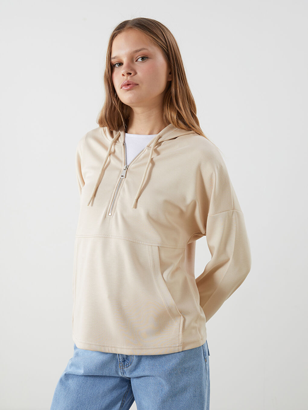 Bej Kapüşonlu Kadın Fermuarlı Sweatshirt