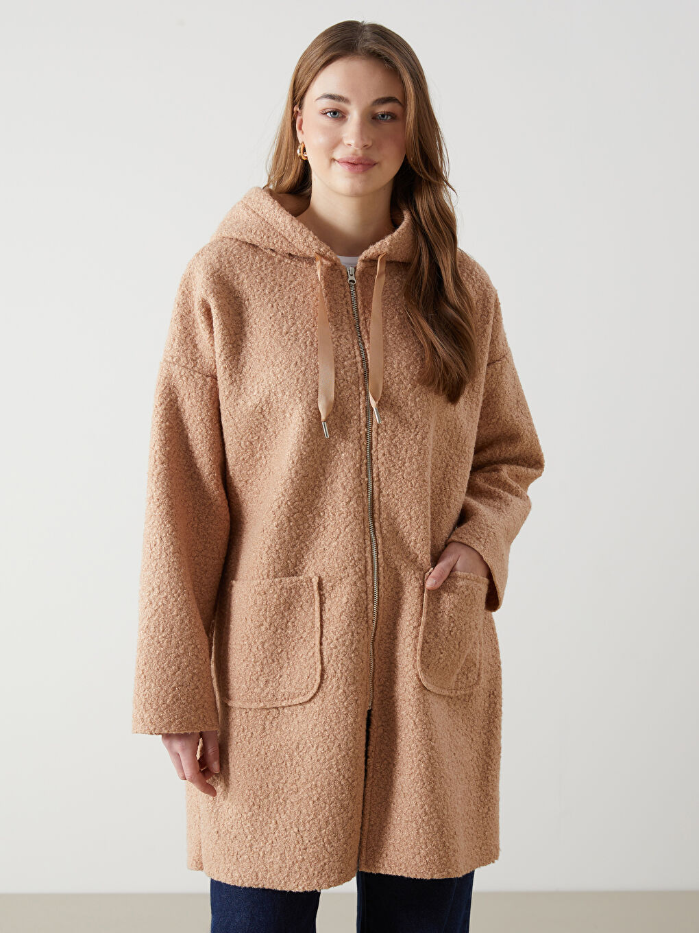 Bej Kapüşonlu Kadın Hırka