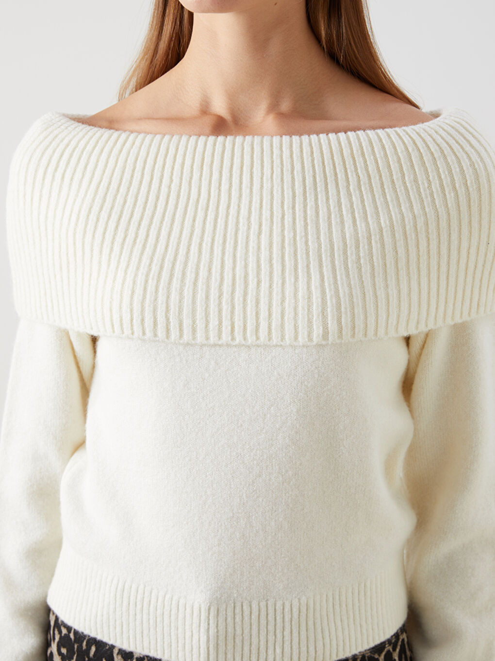 Ekru Kayık Yaka Kadın Triko Kazak-2