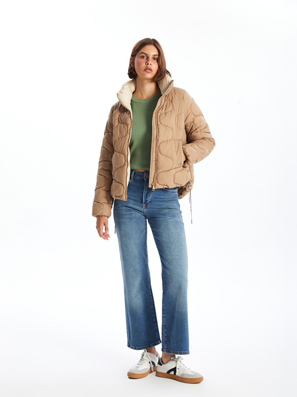 Bej Dik Yaka Kendinden Desenli Kadın Şişme Mont-3