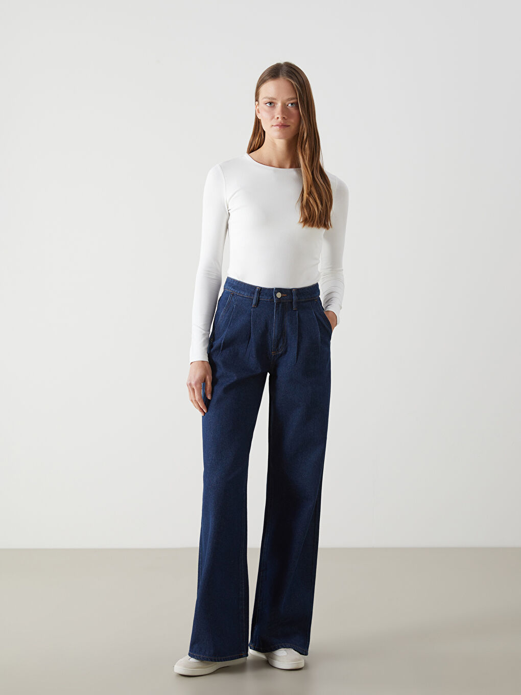 Ekru Bisiklet Yaka Düz Uzun Kollu Kadın Body-1