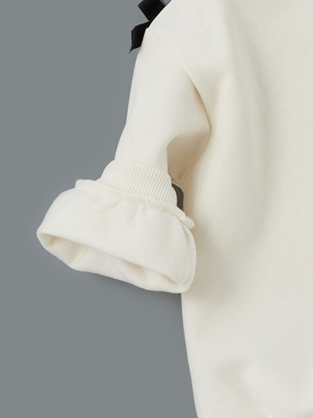 Bej Bisiklet Yaka Kurdele Detaylı Kız Çocuk Sweatshirt-2