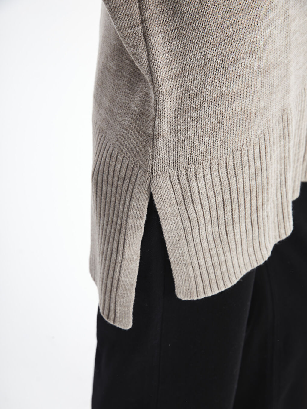 Half Turtleneck Oversize Women's Knitwear Sweater-5