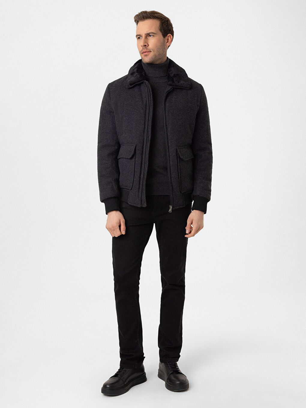 Siyah Standart Kalıp Gömlek Yaka Erkek Kaşe Mont-1